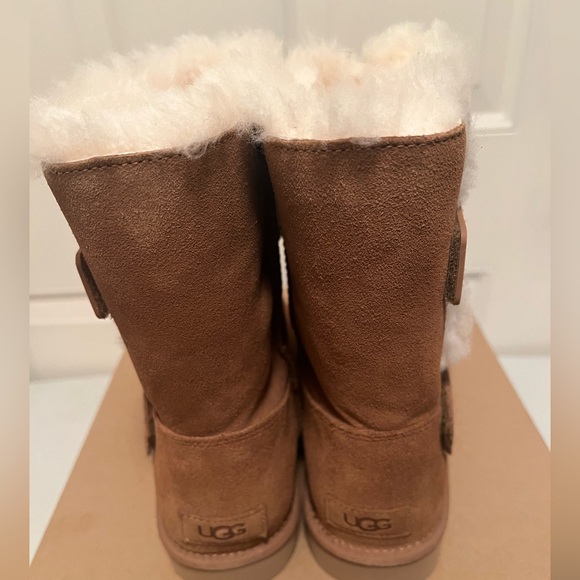 NEW UGG W Bailey Graphic Logo Strap Boot - chestnut - Picture 9 of 11